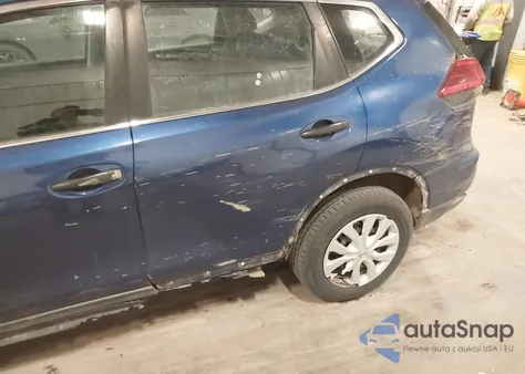 2017 Nissan Rogue S z USA, uszkodzony, nr VIN 5N1AT2MV2HC773426